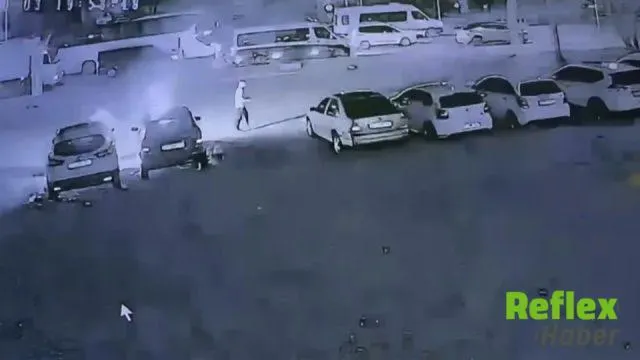 Antalya'da Oto Galerideki 6 Aracı Kundaklayan Şüpheli Kamerada
