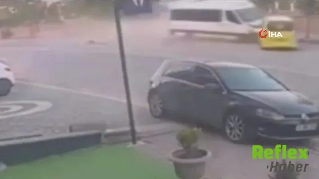 Kayseri’de freni patlayan minibüs taksiyi sürükledi: Şoför yaralandı