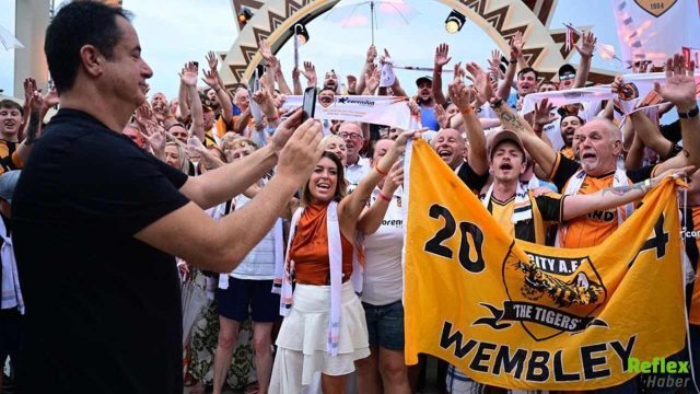 Premier Lig’e Yükselen Hull City İlk Bombayı Patlatıyor, Kaleye Lukas Hornicek Hamlesi