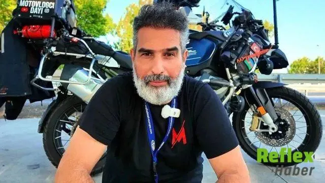 Motovlogcu Dayı Cumhur Kahraman Dikili’deki Kazada Hayatını Kaybetti