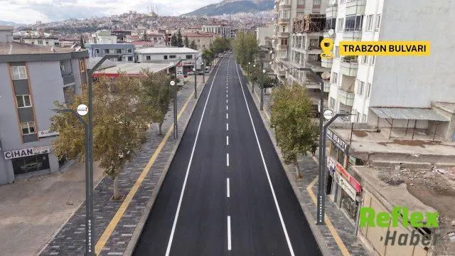Trabzon Bulvarı’nda Üstyapı Yenilemesi Etap Etap İ̇lerliyor