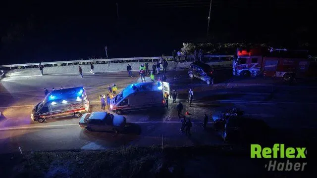 Akçakoca-Kocaali Yolunda İ̇ki Araç Çarpıştı: 5 Yaralı