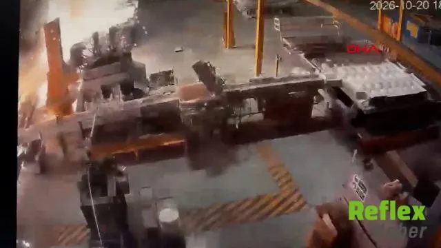 Akyazı’daki Fabrika Patlamasının Kamera Görüntüleri Ortaya Çıktı