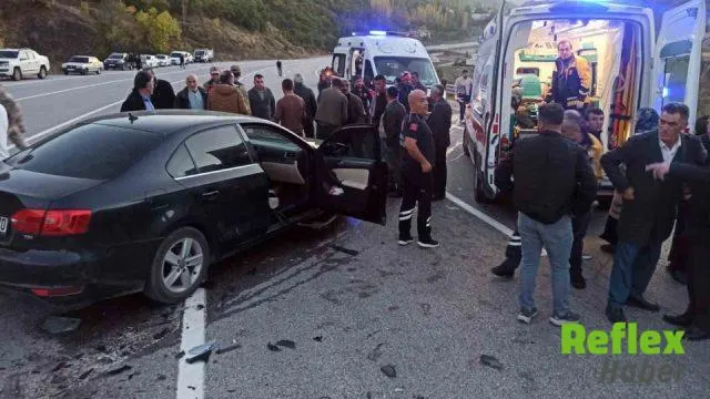 Bingöl-Erzurum Kara Yolunda Kaza: 3 Yaralı