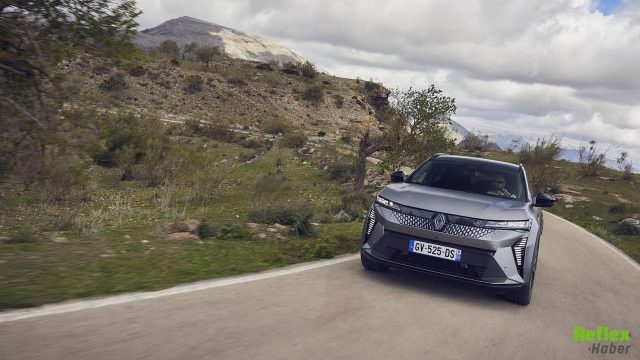 Renault Scenic E-Tech Elektrikli Türkiye Yollarında