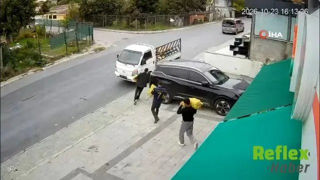 Avcılar’da Gündüz Vakti 200 Kiloluk Patates Hırsızlığı Kamerada