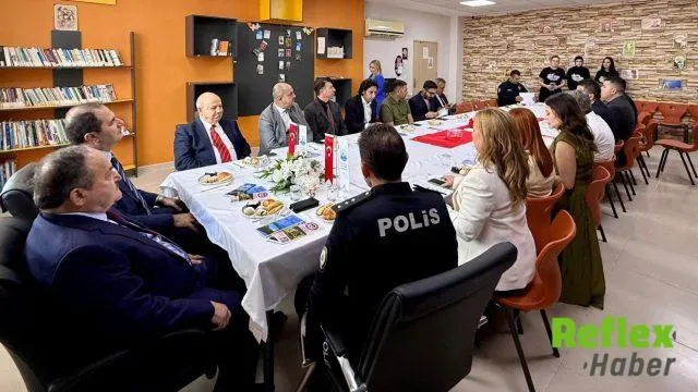 Gürselpaşa’da Eğitim İ̇çin Kurumlar Aynı Masada