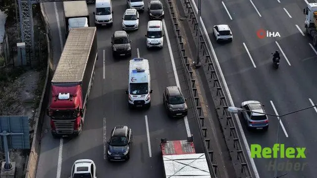 Basın Ekspres Yolunda Ambulansın Zamana Karşı Yarışı Kamerada