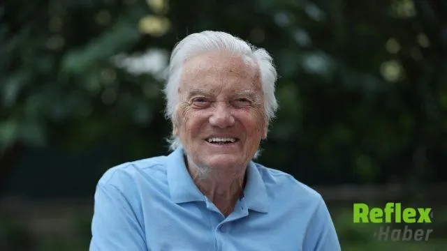 Göksel Arsoy 90 Yaşında Hayatını Kaybetti