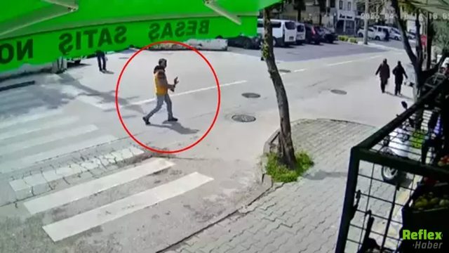 Şehit Kabrinden Komando Heykeli Çalındı