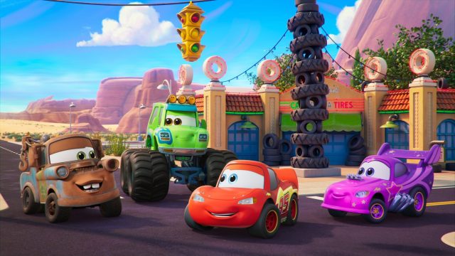 Şimşek McQueen Yeniden Sahne Alıyor: Cars: Lightning Racers Dizisi Geliyor