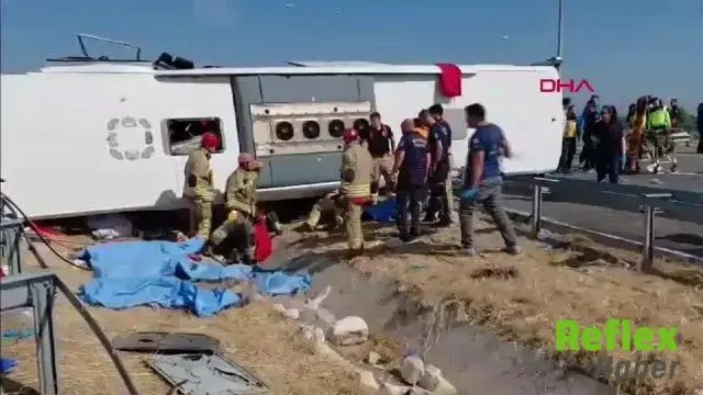 Akhisar’da Tur Otobüsüyle Tir Çarpıştı: 11 Ölü, 27 Yaralı