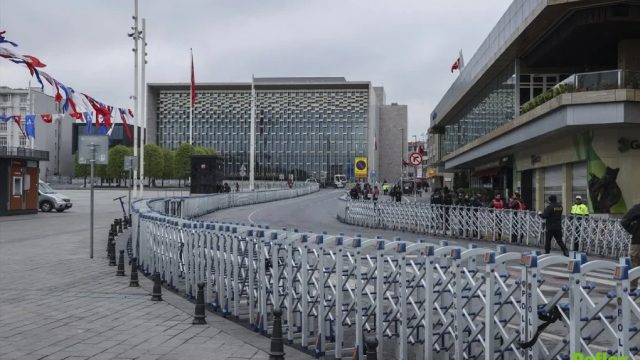 Taksim Neden Kapalı Bugün?