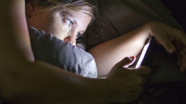 Teknoloji giren yataktan uyku kaçıyor