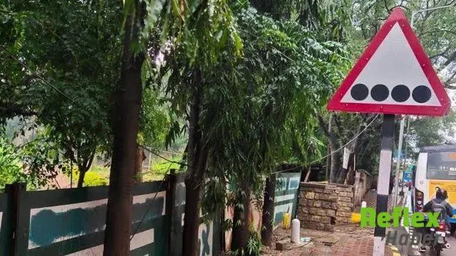 Bengaluru’da Dört Noktalı Levhanın Mesajı Ortaya Çıktı