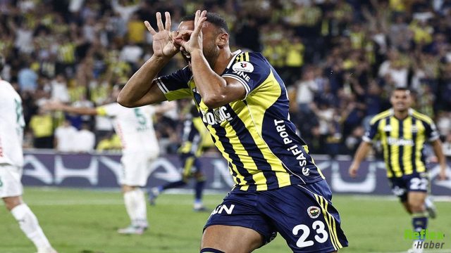 Transfer Bombası Patladı! Cenk Tosun'dan Sürpriz İmza