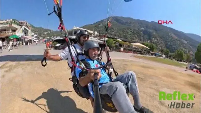 94 Yaşındaki Yakup Kaya Fethiye'de Yamaç Paraşütüyle Uçtu