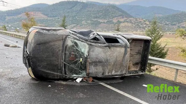 İ̇slahiye’de Ailenin Yolculuğu Kazayla Sonlandı