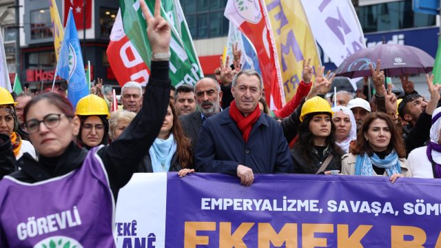 Tuncer Bakırhan'dan 1 Mayıs Mesajı: Eşit, Adil ve Özgür Bir Gelecek İçin Mücadele Vurgusu