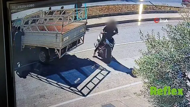 Antalya’da Çarpışan Motosiklet Kaza Yerinden Kaçırıldı