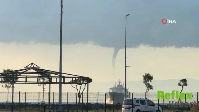 Marmara’da dikkat çeken doğa olayı: Yalova semalarında hortum görüldü