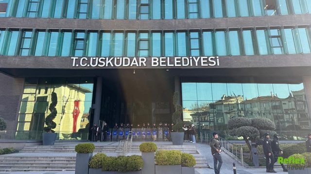 Üsküdar Belediye Başkanı Hangi Partiden? İstifa Etti mi?