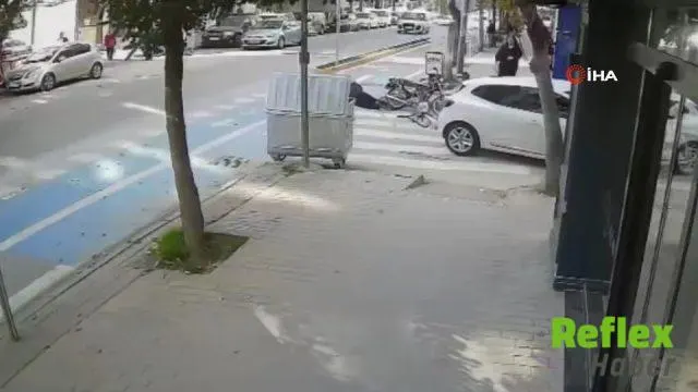 Eskişehir'de Dönüş Yapan Otomobil Bisikletliye Çarptı