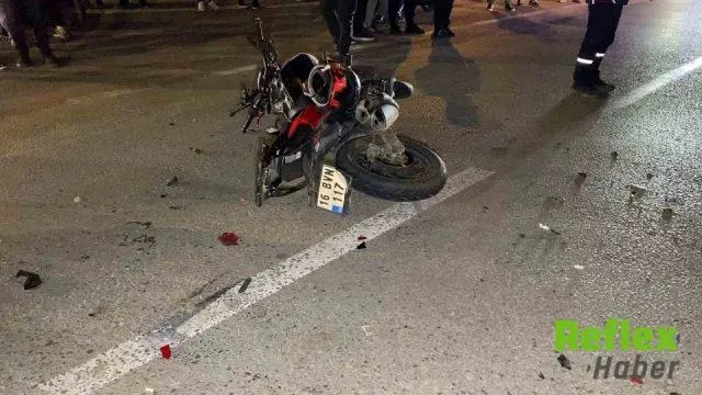 İ̇negöl'de Motosiklet Kamyonete Çarptı: 1 Ölü, 1 Ağır Yaralı