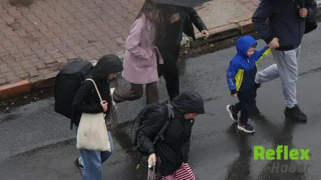 Antalya'da Sağanak Kent Yaşamını Aksattı