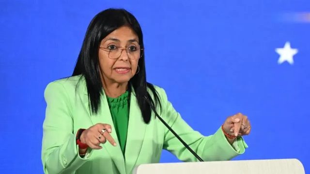 Venezuela'da geçici yönetim açıkladı: Petrol gelirleri sağlık sistemine aktarılacak