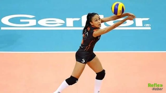 Voleybolcu Simge Aköz Kimdir? Nereli? Boyu Kaç?