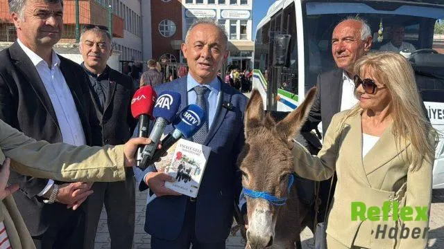 Ersin Bilge Eşeğiyle Eflani'de Çocuklara Ulaştı