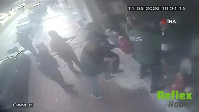 Kuşadası’nda Bıçaklı Şahıs Paniği: Polis Havaya Ateş Açtı