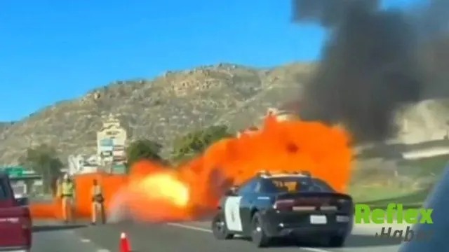 Kaliforniya'da Otoyoldaki Araç Patladı, İ̇ki Polis Memuru Yaralandı