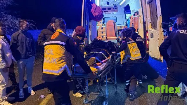 Kütahya'da Kontrolden Çıkan Otomobil Takla Attı: 1'i Ağır 4 Yaralı