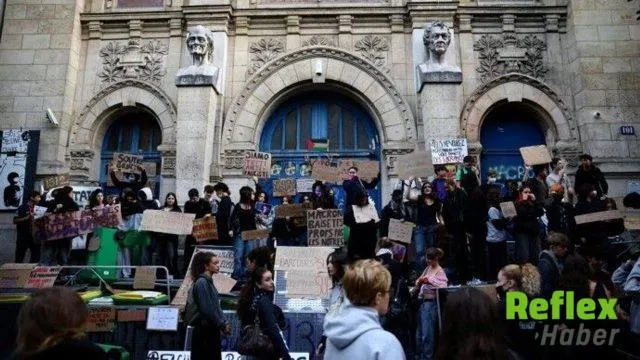Fransa’da Lise Eylemleri Yayılıyor, Eğitime Bir Hafta Ara Verildi