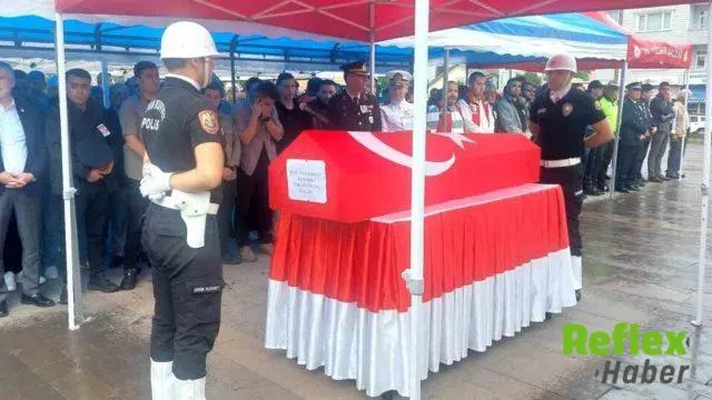 Kırıkkale’de Şehit Olan Polis Batuhan Sarıyalçınkaya Giresun’da Uğurlandı