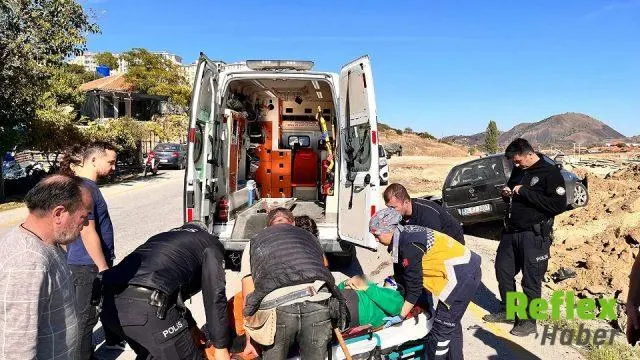 Kula'da Otomobil Ve Motosiklet Çarpıştı: Sürücü Ağır Yaralandı