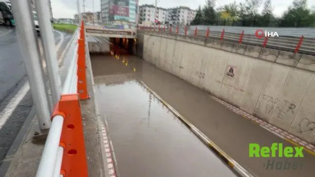 Diyarbakır’da Sağanak Ulaşımı Aksattı, Urfa Bulvarı’nda Uzun Araç Kuyruğu Oluştu