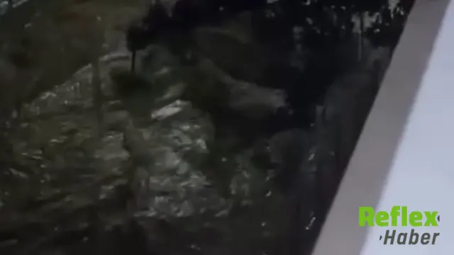 Kocaeli'de Gece Yağışı İ̇zmit'te Baskınlara Neden Oldu