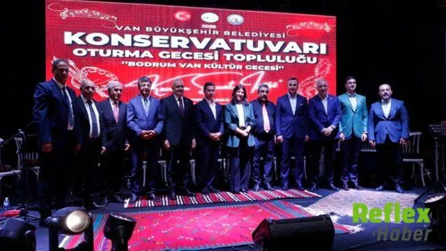 Bodrum’daki Vanlılar Gecesinde Siyasetçiler Aynı Çatıda Buluştu