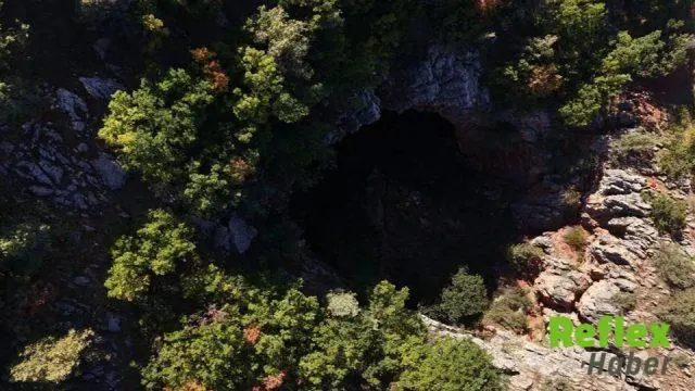 Giresun’daki Tepesi Delik Obruğu Drone İ̇le Görüntülendi