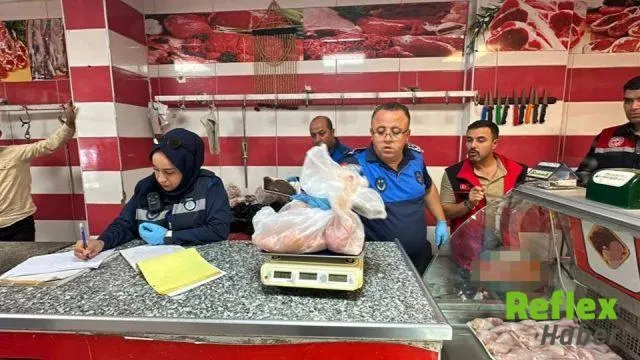 Haliliye'de İ̇ki Kasapta 170 Kilo Bozuk Et Ele Geçirildi