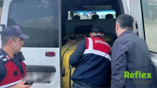 Denetimlerde 19 Göçmen Kaçakçılığı Organizatörü Ve 230 Düzensiz Göçmen Yakalandı