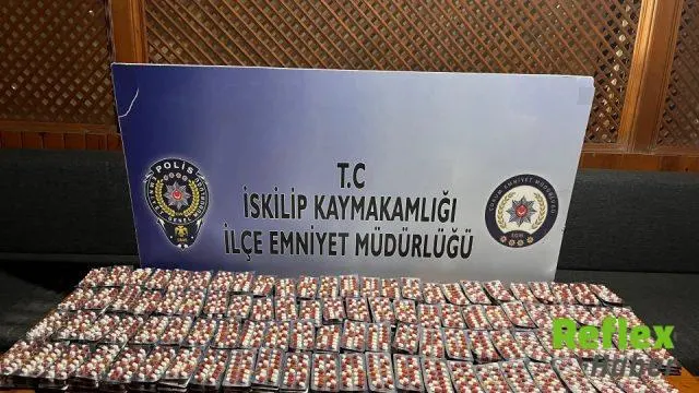 Çorum İ̇skilip’te Araçtan 5 Bin 500 Uyuşturucu Hap Çıktı