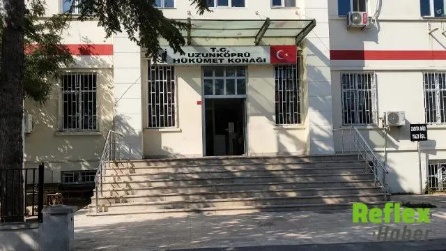 Edirne’de sınırda operasyon: Yurt dışına kaçmaya çalışan 4’ü FETÖ şüphelisi 5 kişi yakalandı