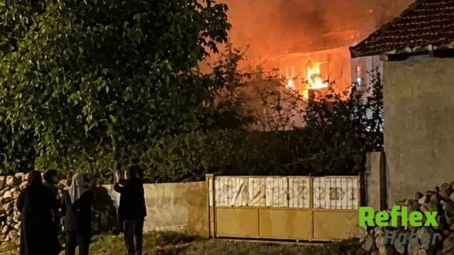 Şuhut’ta Müstakil Evde Yangın Çıktı, Mahalleli Sokağa Döküldü