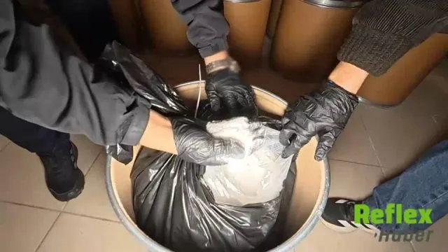 İ̇stanbul’da Beş İ̇lçedeki Operasyonda Bulaşık Makinesinden Uyuşturucu Çıktı
