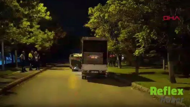 Eskişehir’de Hareket Halindeki Kamyonetten Atlayan Kadın Ağır Yaralandı